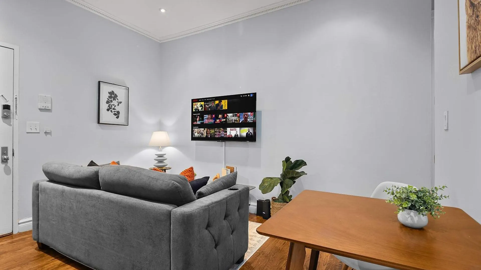 Trendy Nolita Apartment With Eclectic Style ニューヨーク 米国